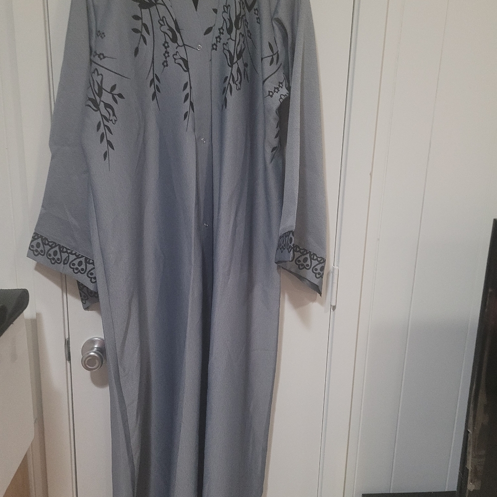 Arabi Abayas